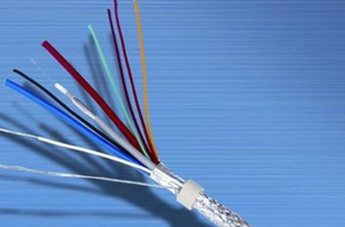 新疆维吾尔自治区订购卷筒吊机电缆厂家